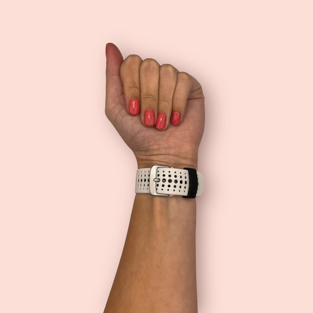 white-and-black-806107