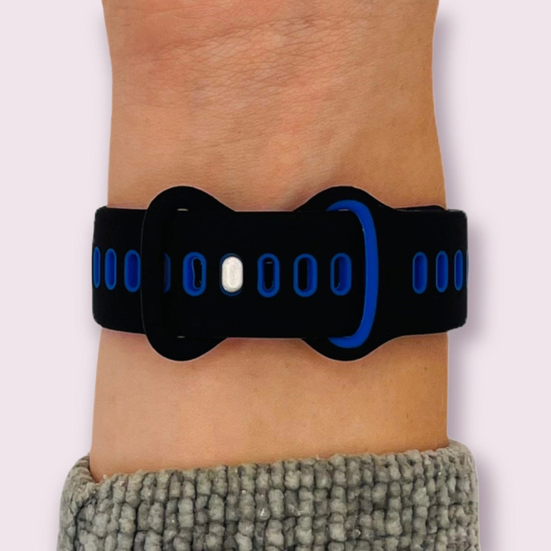 fitbit-charge-5-watch-straps-nz-sports-watch-bands-aus-black-and-blue